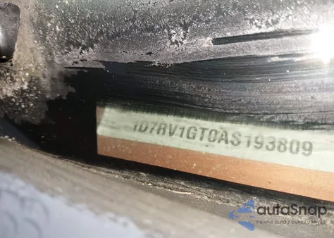 2010 Dodge Ram 1500 Slt/Sport/Trx z USA, uszkodzony, nr VIN 1D7RV1GT0AS193809